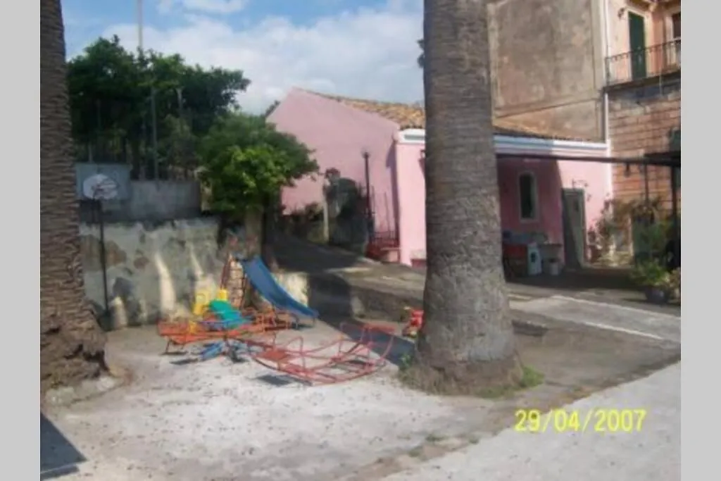 Casa Delle Palme Giarre Sicilia A 3 Km Dal Mare Villa Tatil Evi